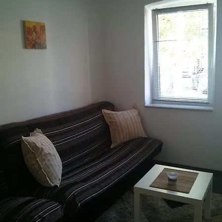 Iris Apartman
